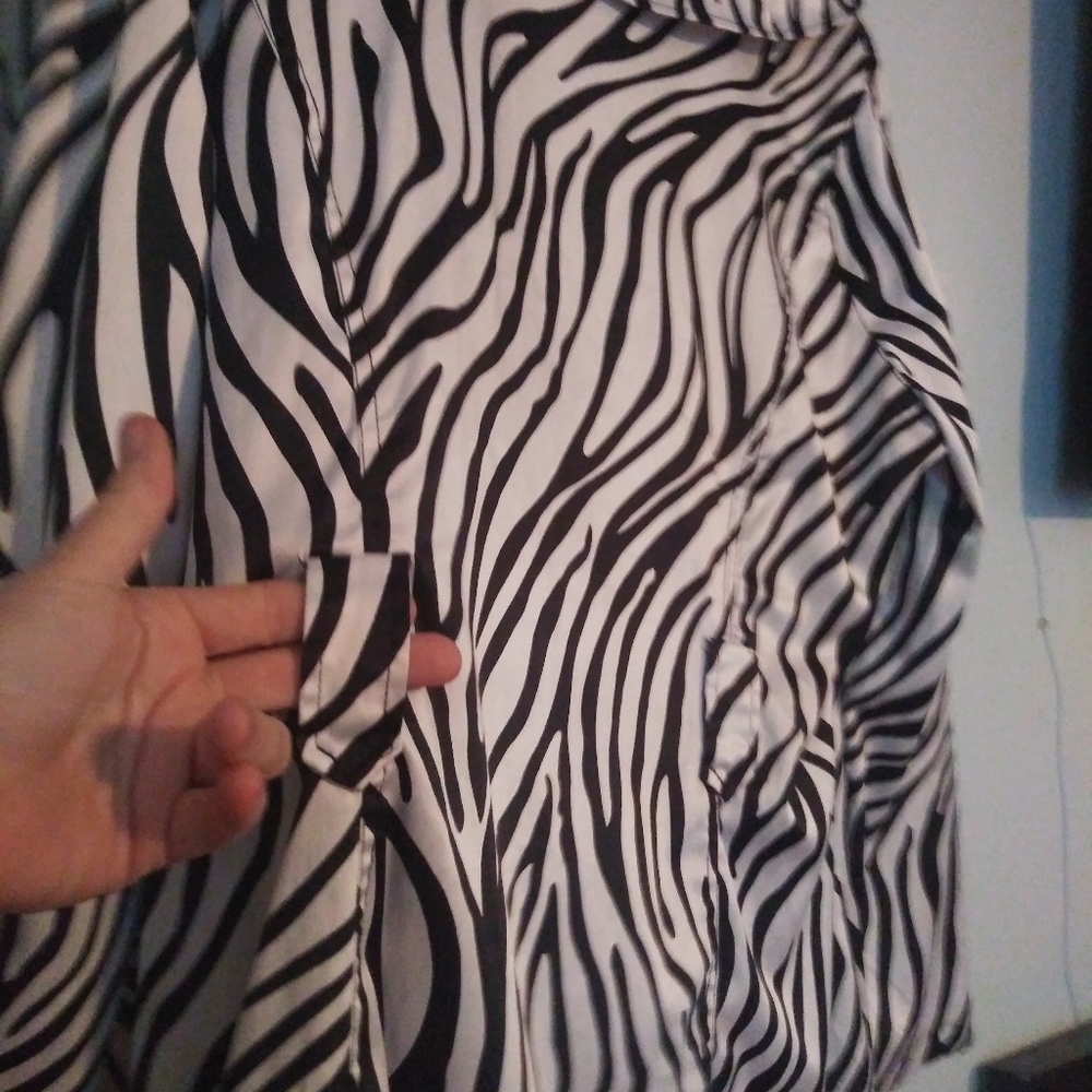 jacket - Picture 2 of 6